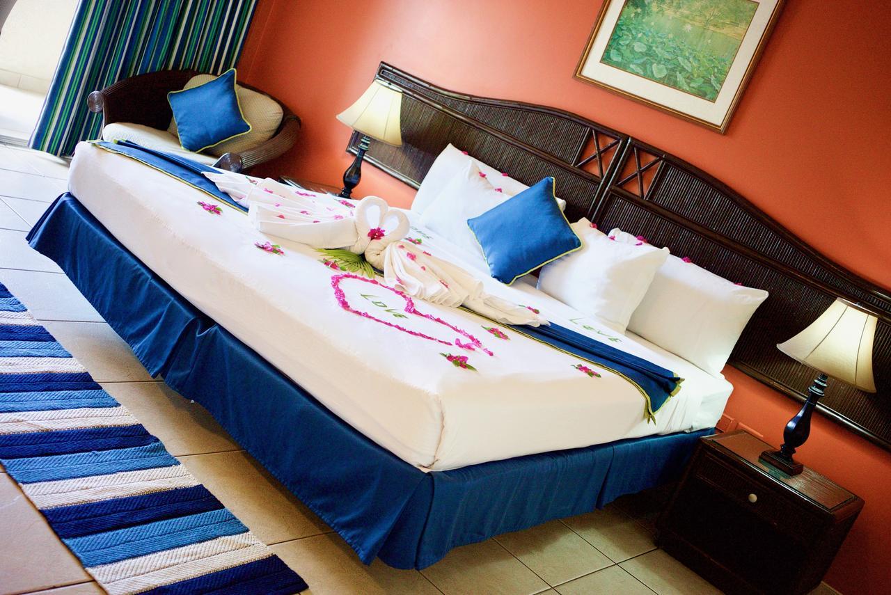 Tropikist Beach Hotel And Resort Crown Point Zewnętrze zdjęcie